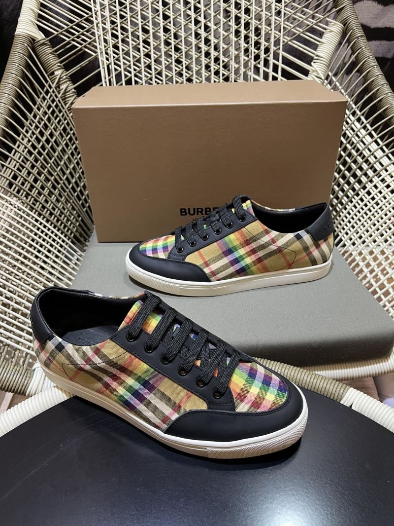 Burberry Low Shoes